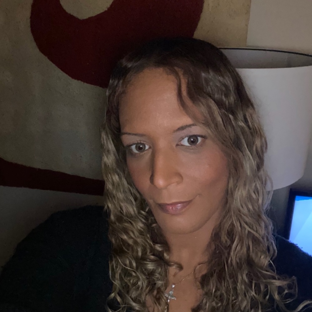 Meet your Posher, Tonya